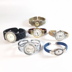 Bangle Clamshell Analog Ladies Wrist Watch, Lot of 6